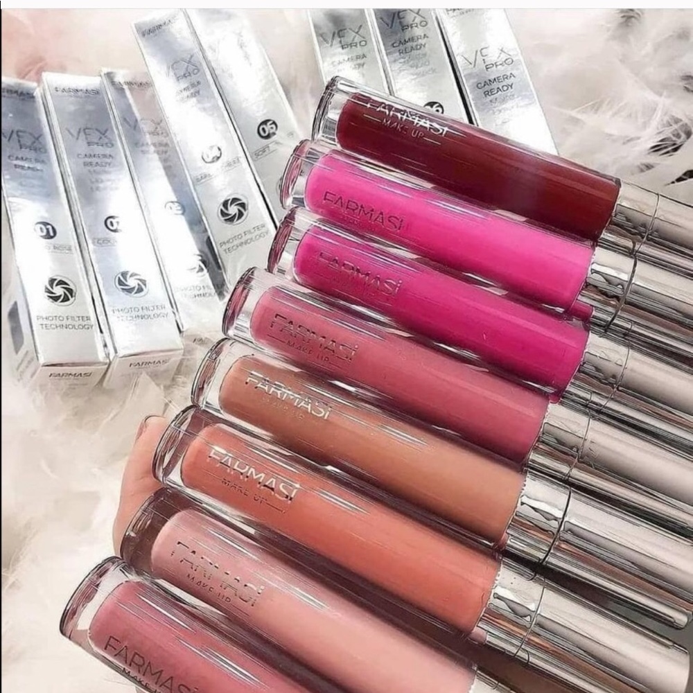 NWT Farmasi VFX PRO Matte Liquid Lipstick